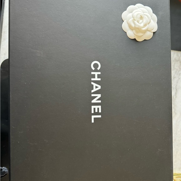 Chanel Trendy Handbag Medium Black Lambskin With Gold Hardware Crossbody ✨ 2019 - Picture 4 of 15